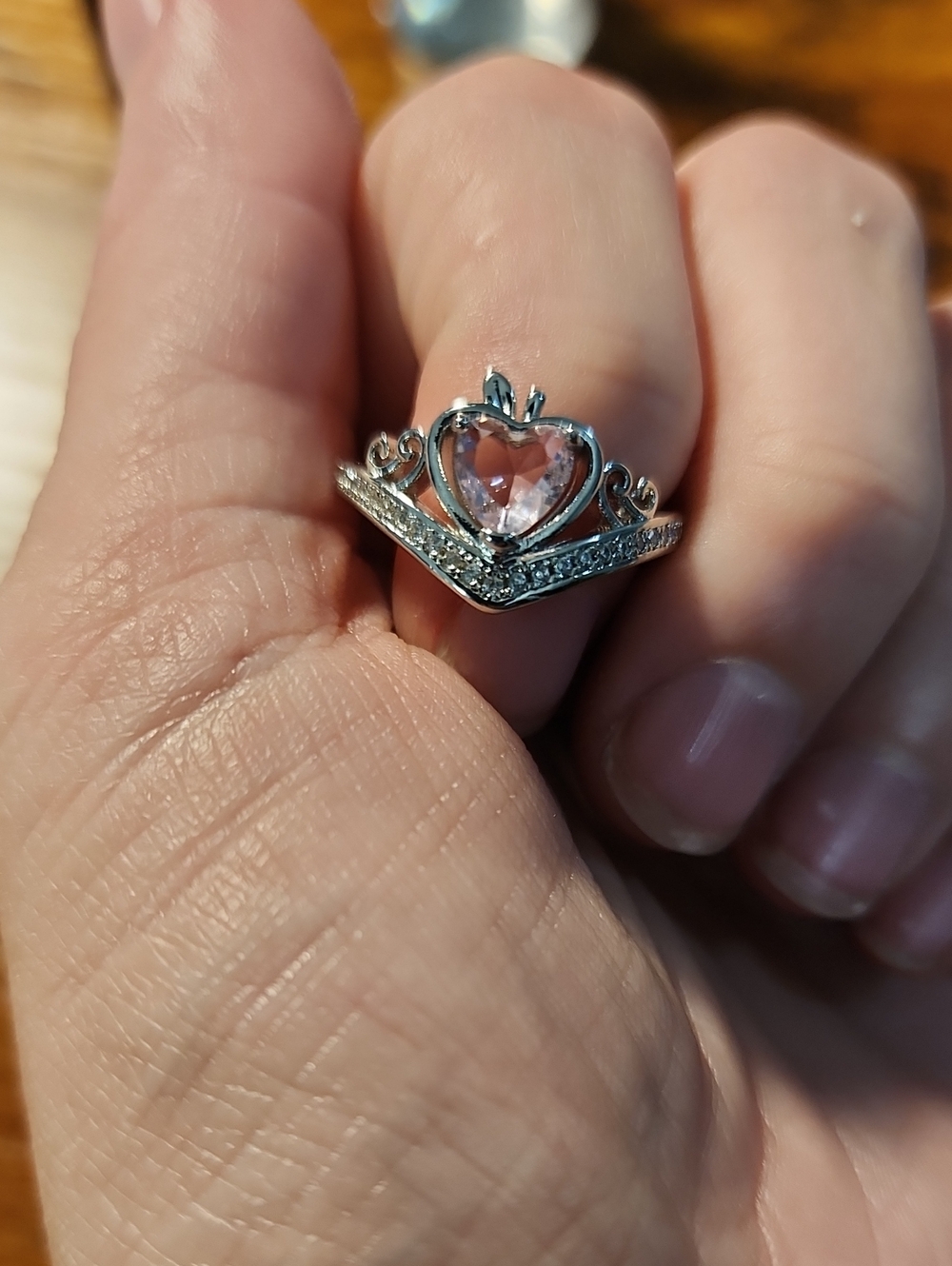 1pc Elegant Silver And Pink Heart Crown Shaped Design Cubic Zirconia Inlaid